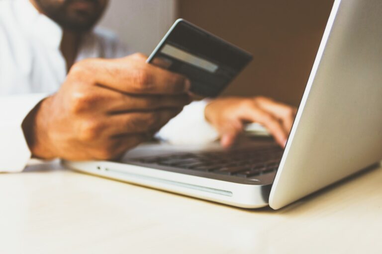 Agence e-commerce Paris : créer une boutique en ligne qui vend vraiment