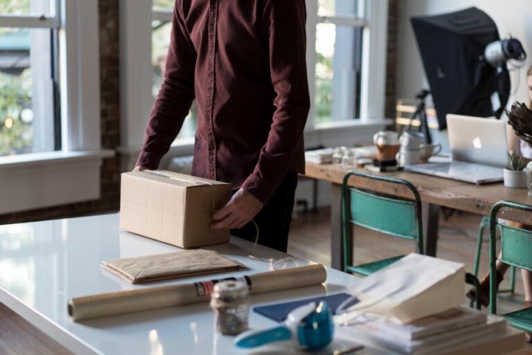 Dropshipping en France : lancer une boutique sans stock